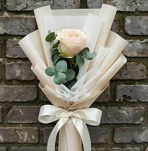 Букет цветов из:  Розы в Нижних Ачалуках