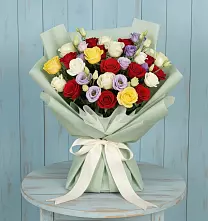 Букет цветов из:  Розы в Нижних Ачалуках