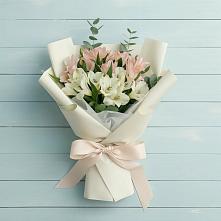 Букет цветов из:  Альстромерии #REPLACE_PRED# Нижних Ачалуках