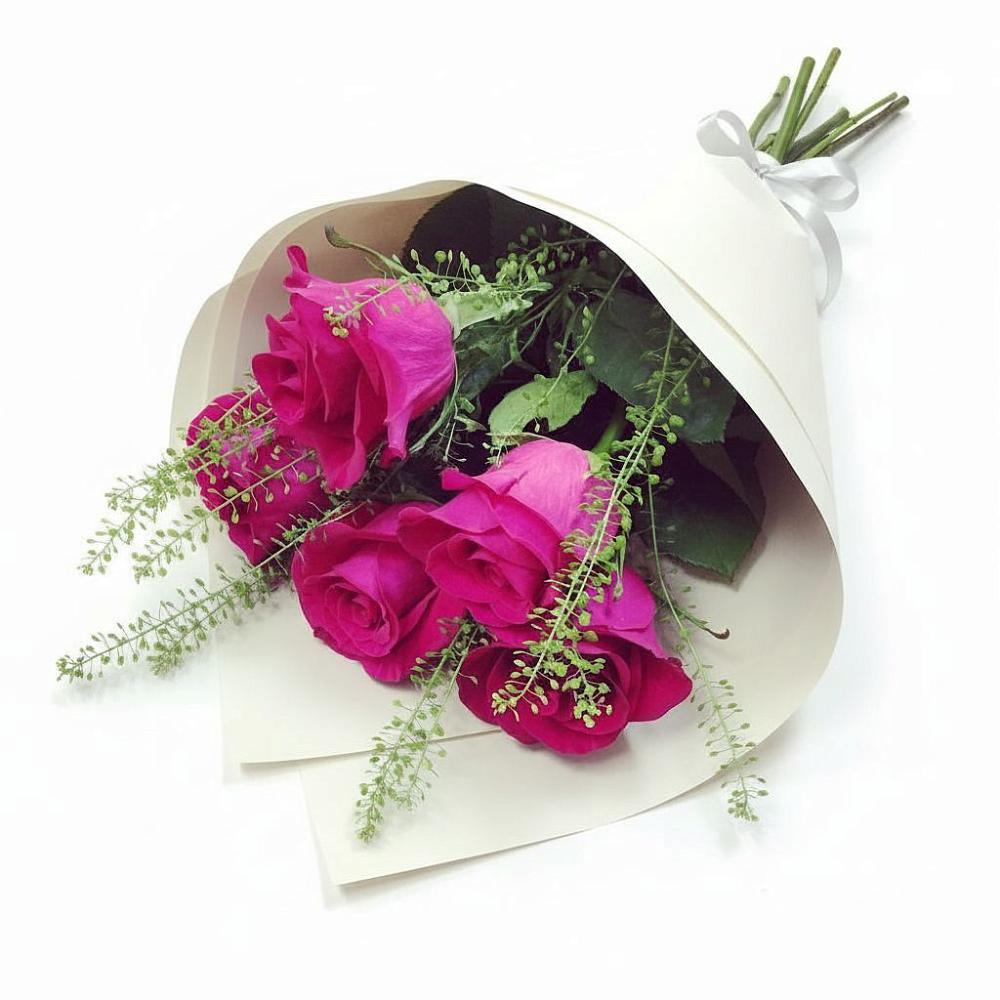 Букет цветов из: Розы в Нижних Ачалуках