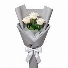 Букет 3 белые розы в Нижних Ачалуках