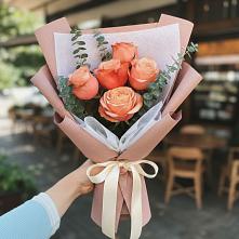 Букет цветов из:  Розы в Нижних Ачалуках
