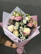 Букет цветов из:  Альстромерии, Розы и Лизиантусы #REPLACE_PRED# Нижних Ачалуках