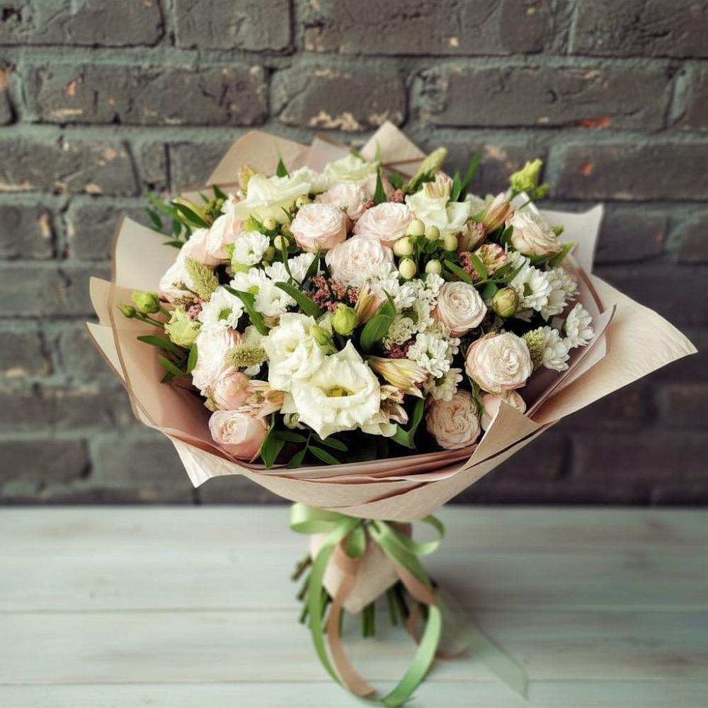 Букет цветов из: Альстромерии, Розы и Хризантемы в Нижних Ачалуках