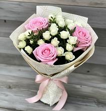 Букет цветов из:  Розы в Нижних Ачалуках