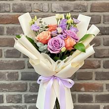 Букет цветов из:  Лизиантусы и Розы #REPLACE_PRED# Нижних Ачалуках