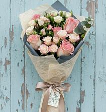 Букет цветов из:  Розы в Нижних Ачалуках