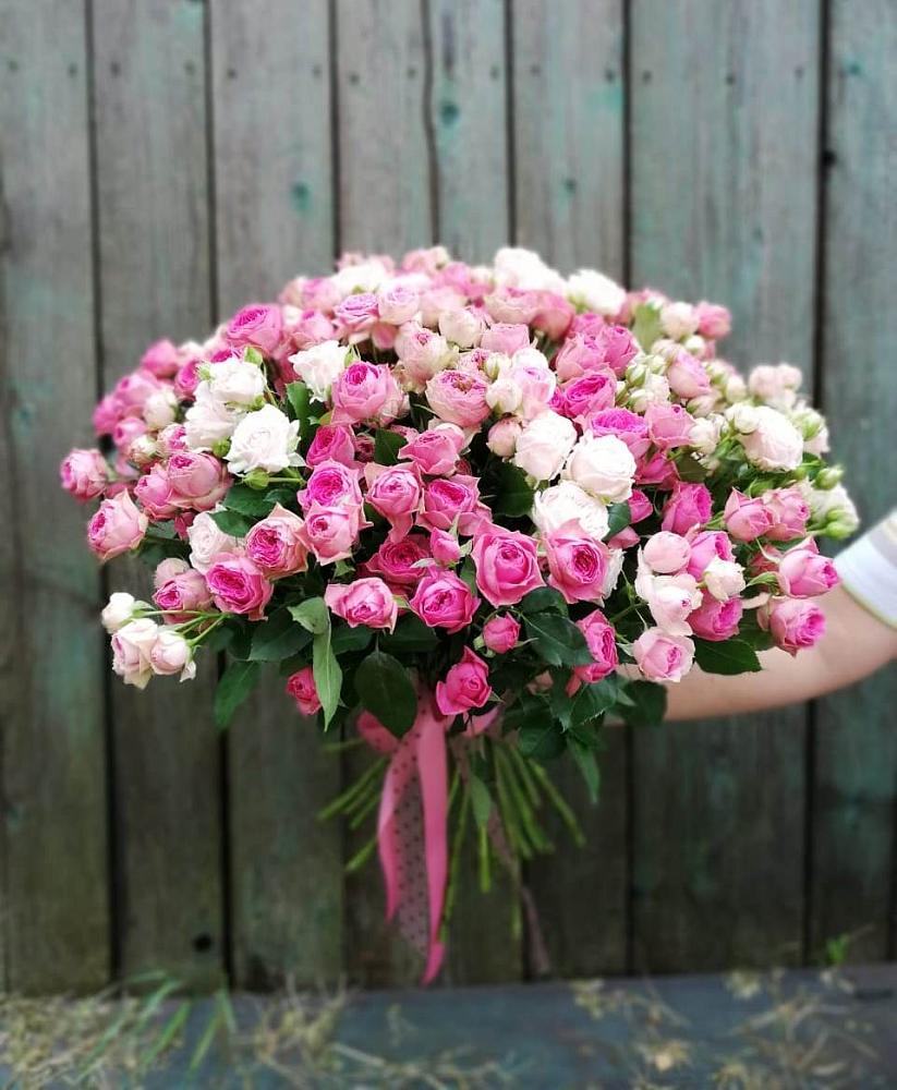 Букет Розовые кустовые розы Натали и Лав Лидия в Нижних Ачалуках