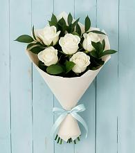 Букет цветов из:  Розы в Нижних Ачалуках