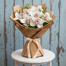 Букет цветов из:  Орхидеи и Розы в Нижних Ачалуках